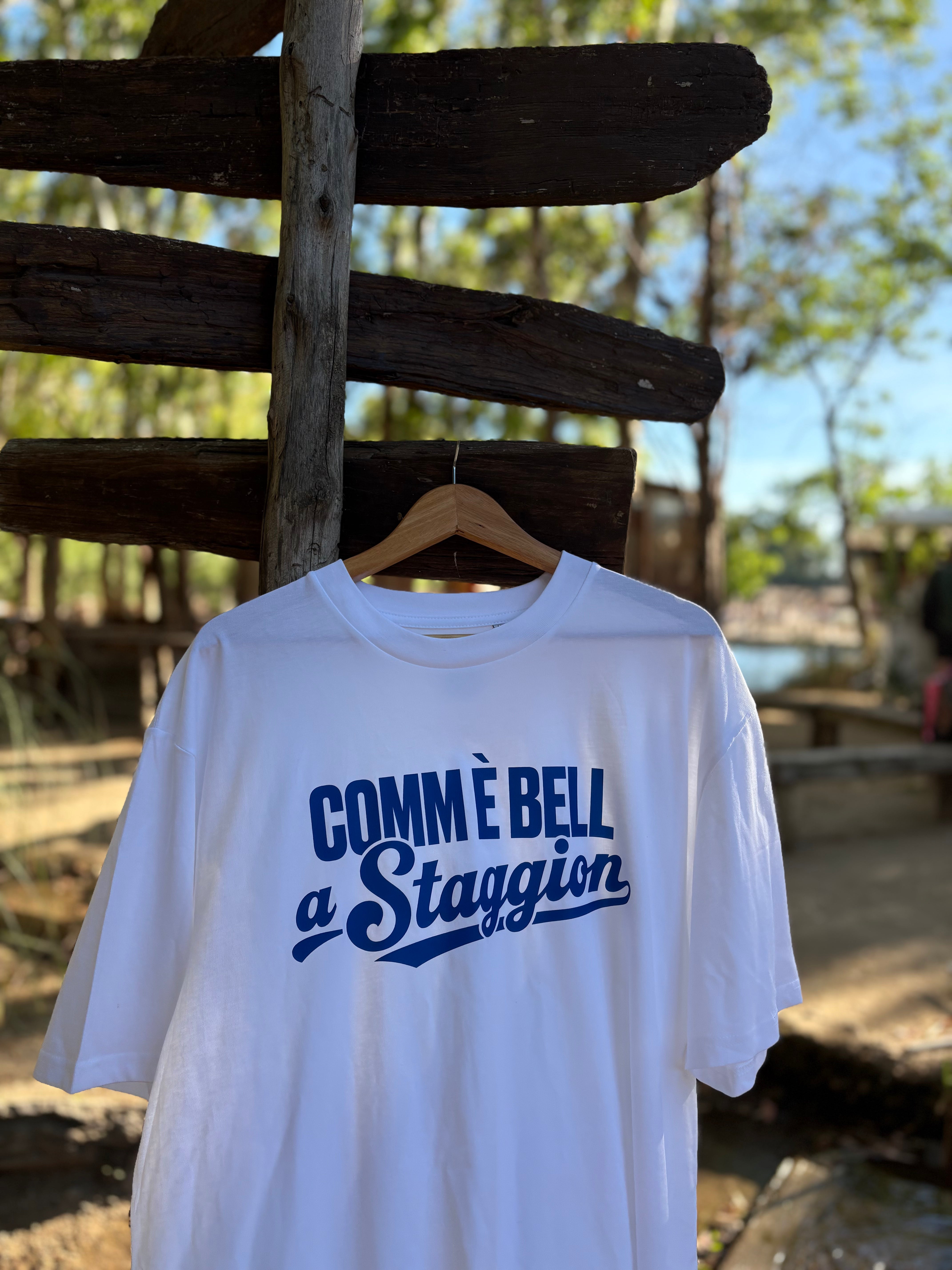 T-Shirt "Comm è bell a staggion"