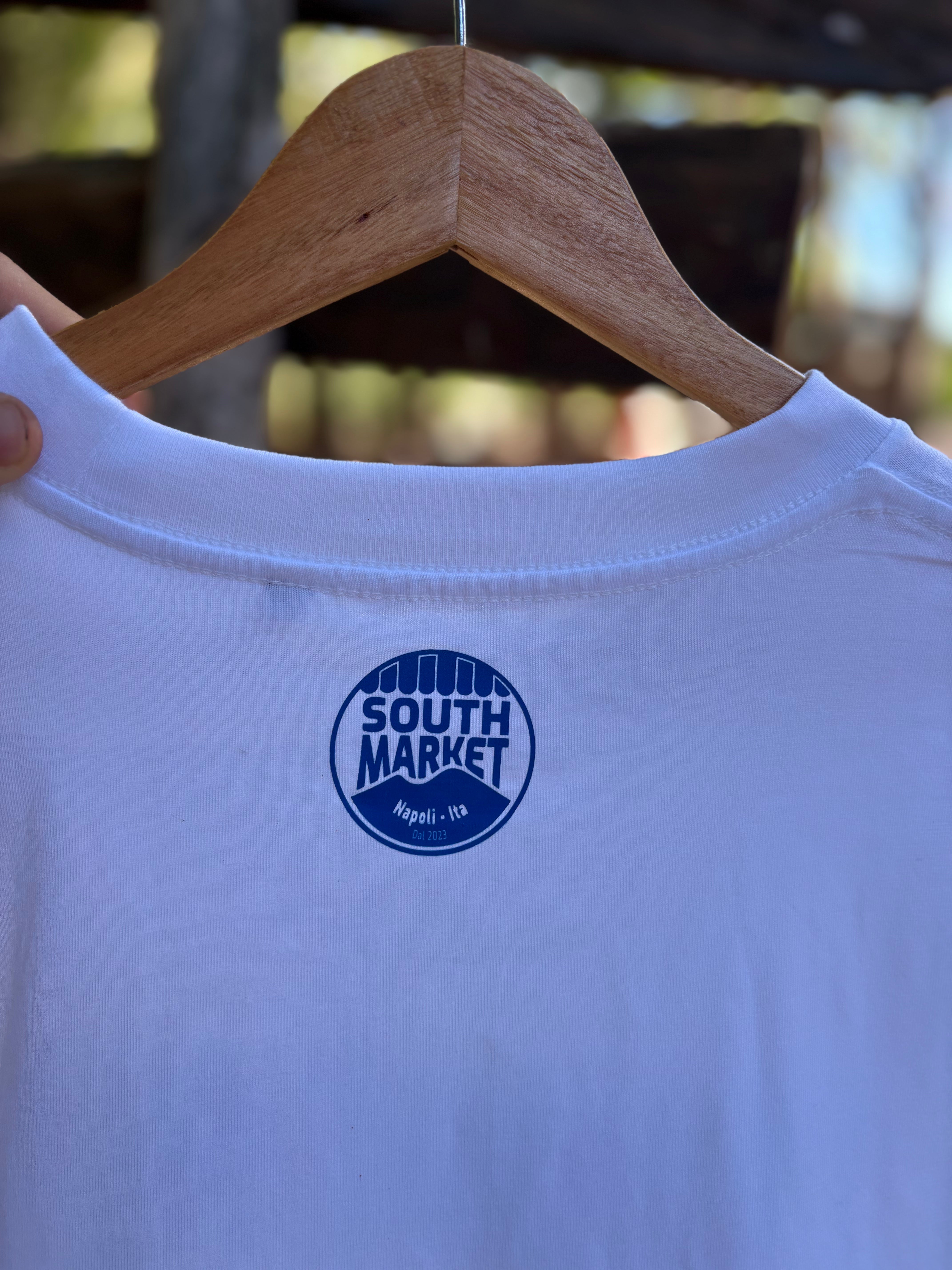 T-Shirt "Comm è bell a staggion"